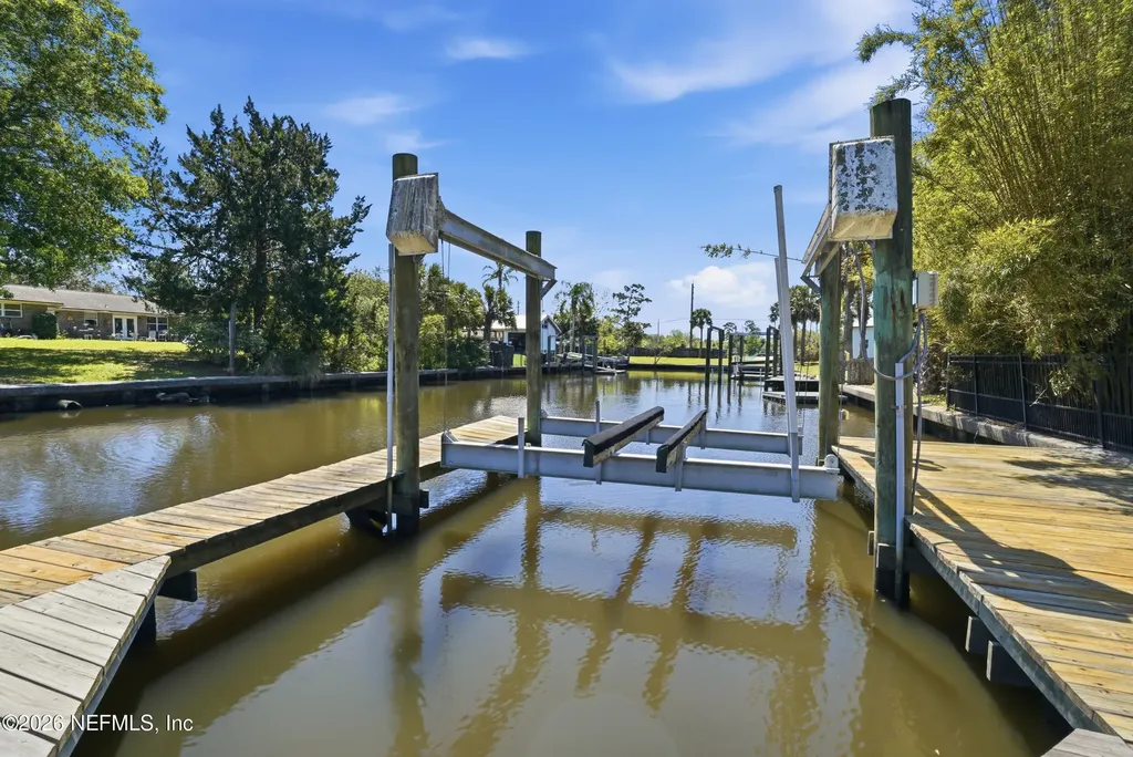 2439 Pirate Court Jacksonville FL 32224