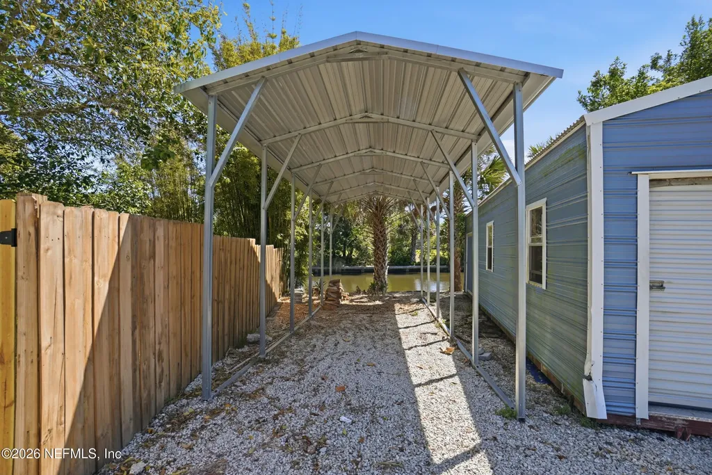 2439 Pirate Court Jacksonville FL 32224
