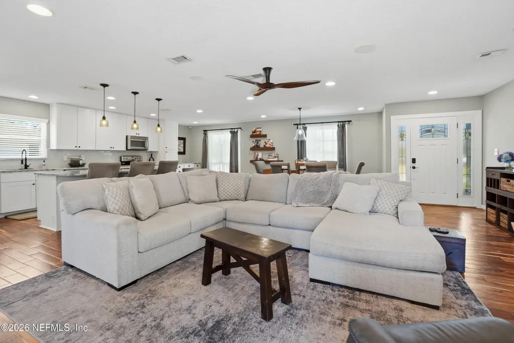 2439 Pirate Court Jacksonville FL 32224