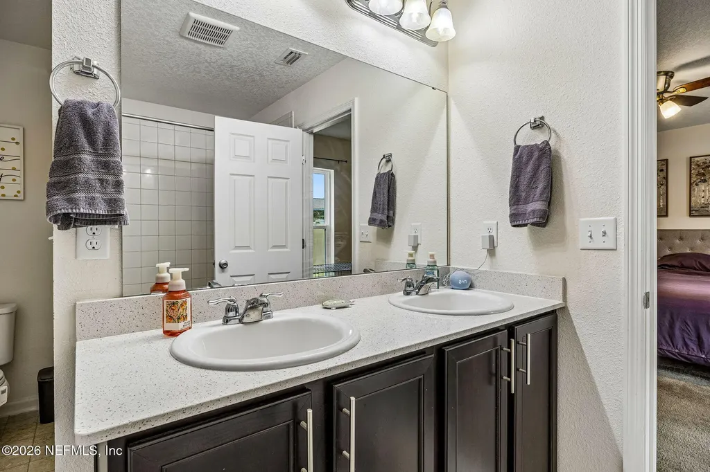 9676 Price Park Drive Jacksonville FL 32257