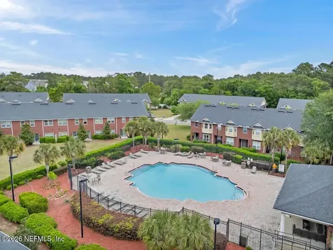 1541 Acken Drive Jacksonville FL 32225