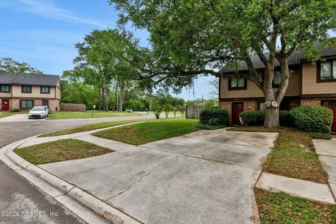 7012 Prestwick Circle S Jacksonville FL 32244