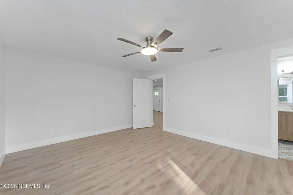 4308 Worth Drive E Jacksonville FL 32207