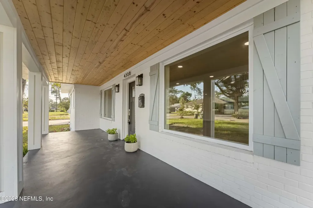 4308 Worth Drive E Jacksonville FL 32207