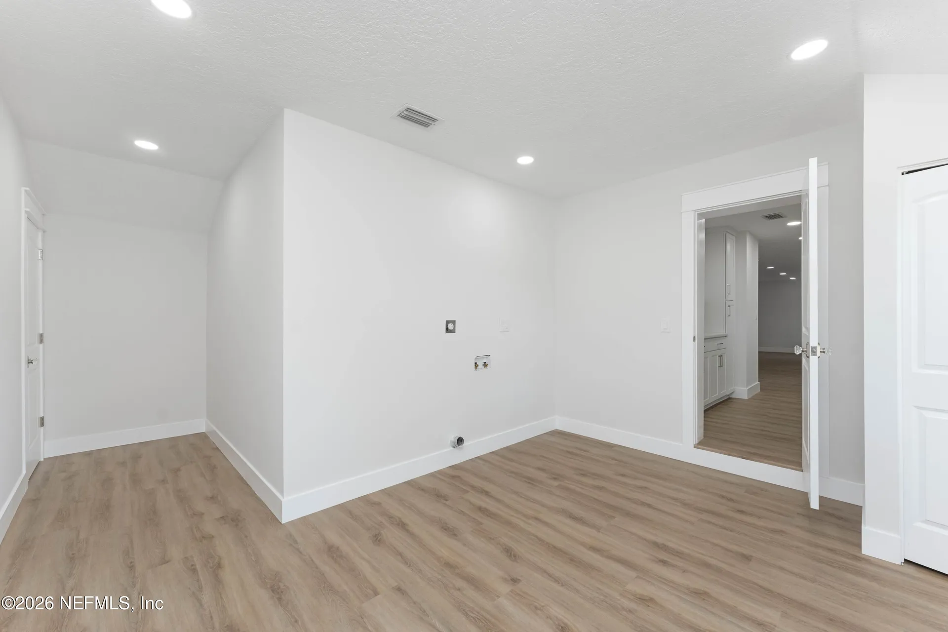 4308 Worth Drive E Jacksonville FL 32207