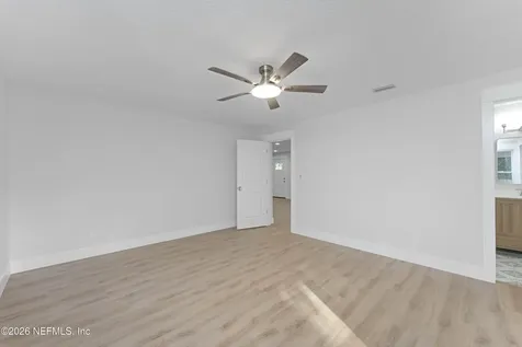 4308 Worth Drive E Jacksonville FL 32207