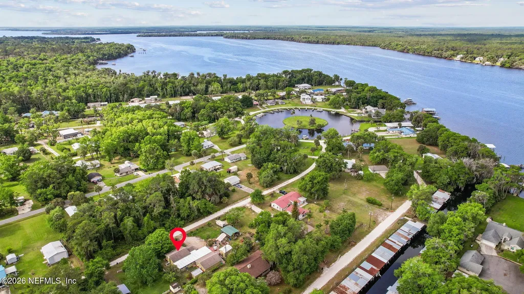 110 Shaffer Avenue Crescent City FL 32112