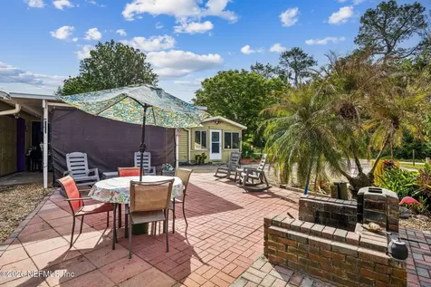 110 Shaffer Avenue Crescent City FL 32112
