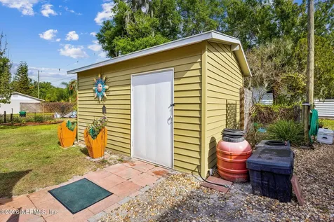 110 Shaffer Avenue Crescent City FL 32112