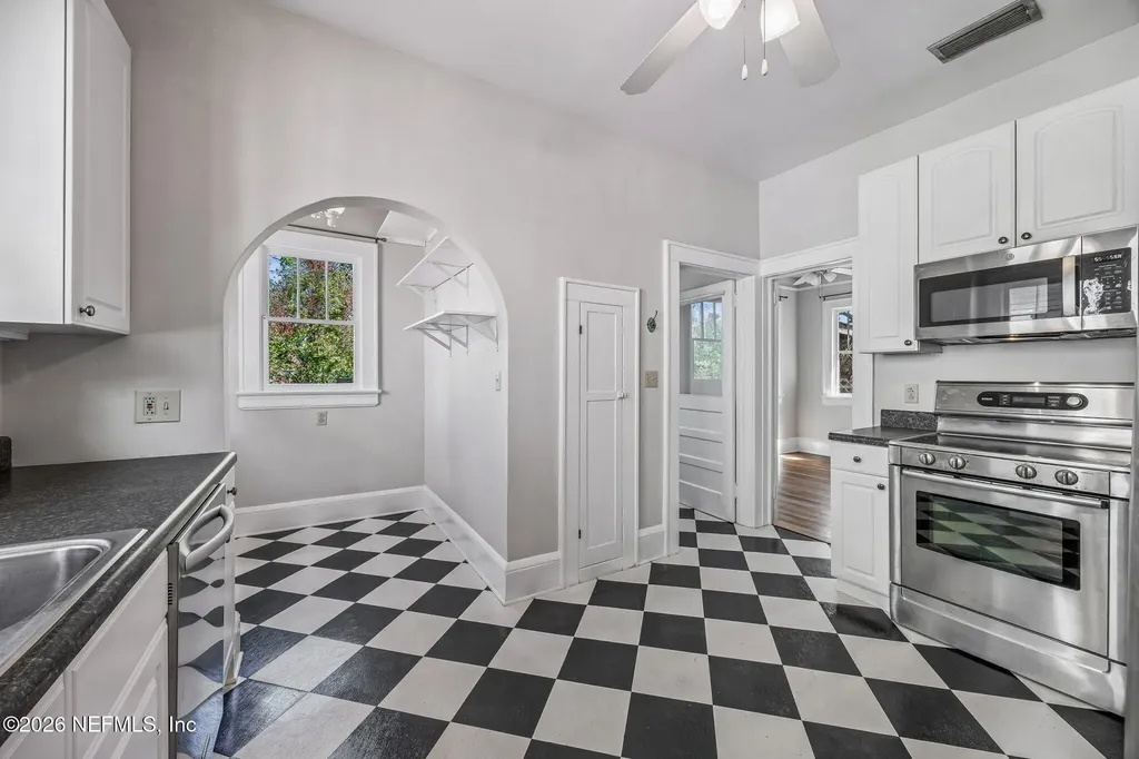 2157 Ernest Street Jacksonville FL 32204