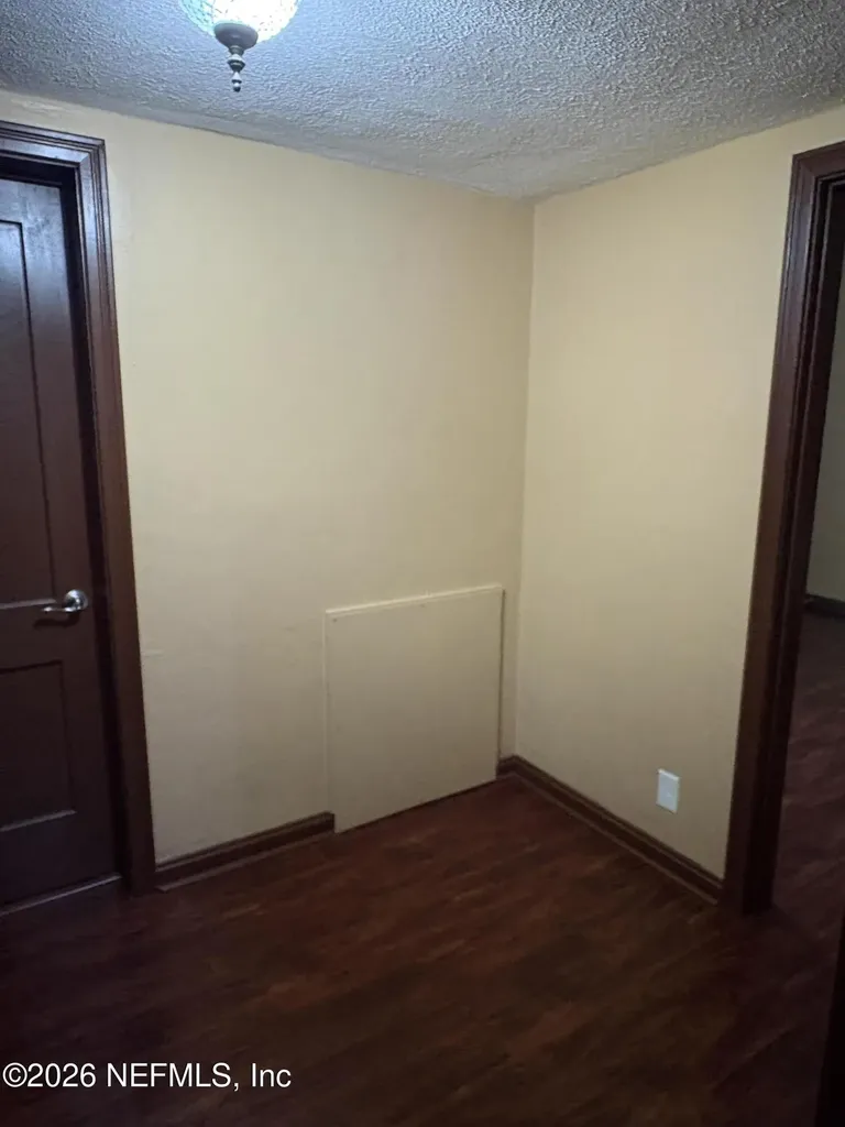 6044 Sabre Drive Jacksonville FL 32244