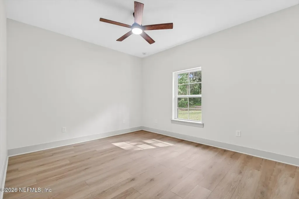 231 E State Road 100 San Mateo FL 32187