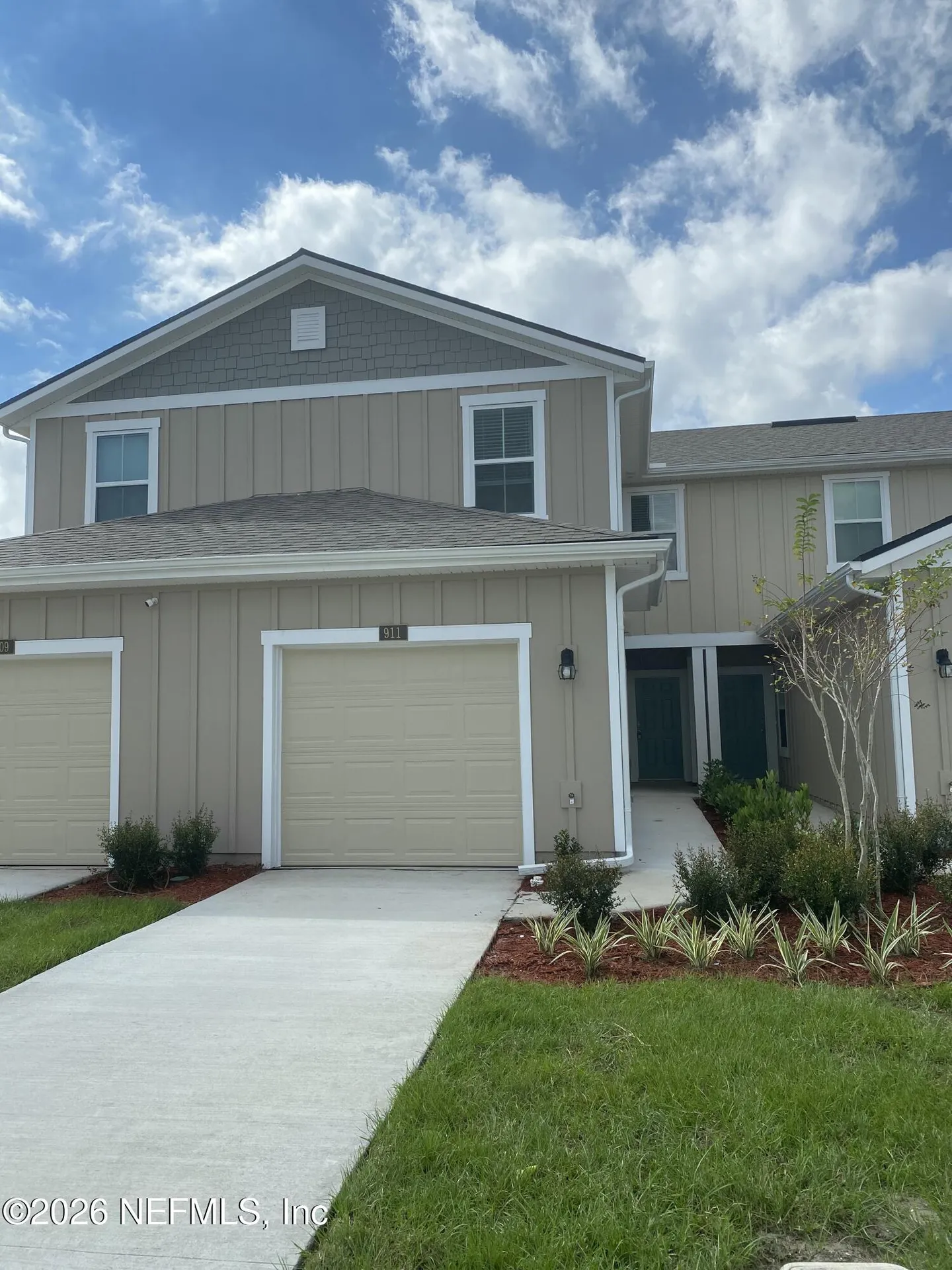 911 Capitol Parkway Jacksonville FL 32218