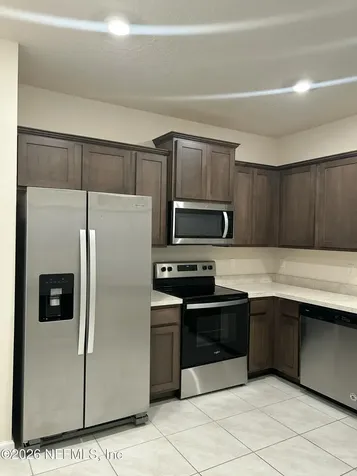 911 Capitol Parkway Jacksonville FL 32218