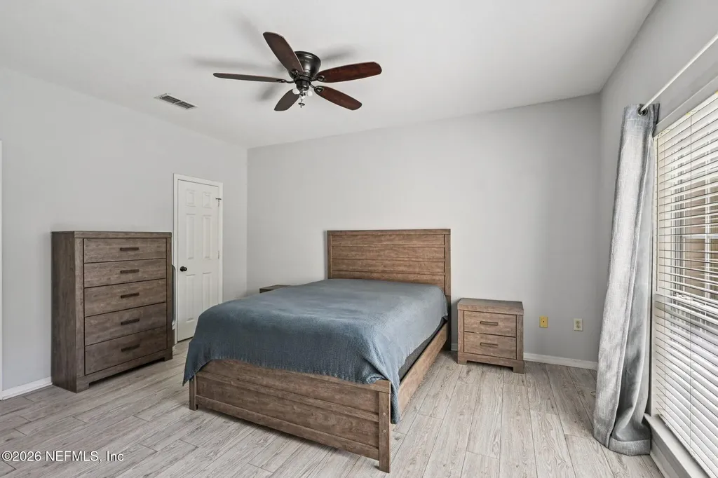 7800 Point Meadows Drive Jacksonville FL 32256