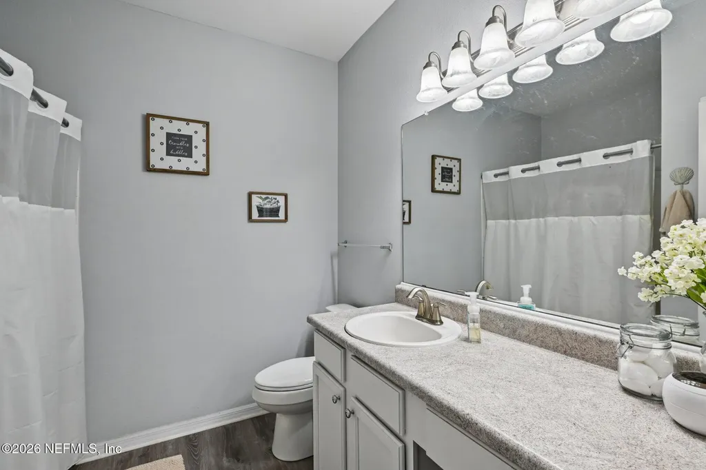 7800 Point Meadows Drive Jacksonville FL 32256