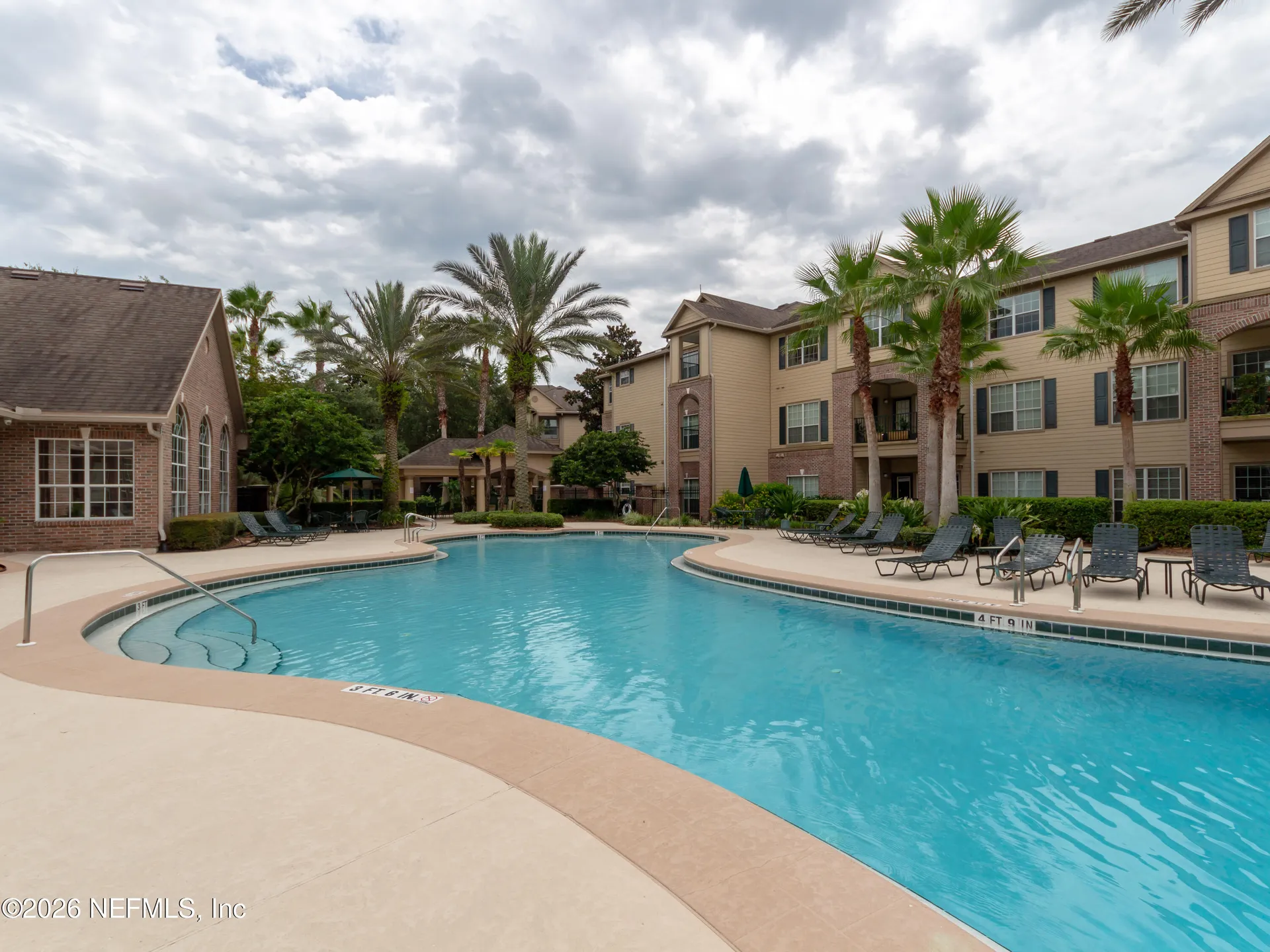 7800 Point Meadows Drive Jacksonville FL 32256