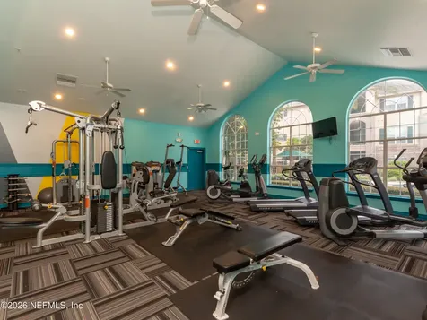 7800 Point Meadows Drive Jacksonville FL 32256