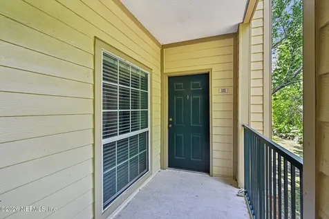 7800 Point Meadows Drive Jacksonville FL 32256