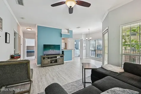7800 Point Meadows Drive Jacksonville FL 32256