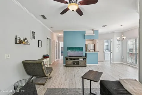 7800 Point Meadows Drive Jacksonville FL 32256