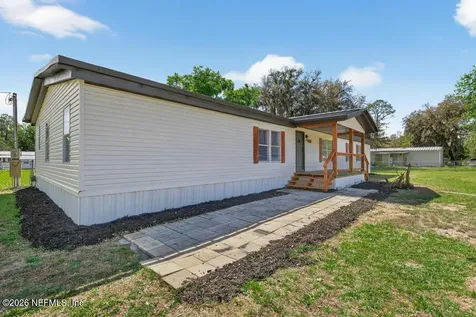100 Pickerel Avenue Satsuma FL 32189