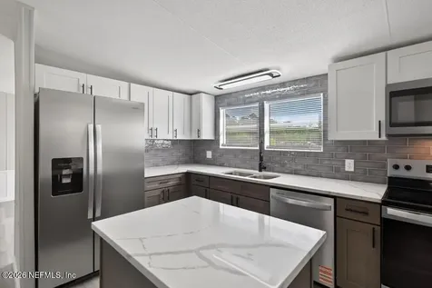 100 Pickerel Avenue Satsuma FL 32189