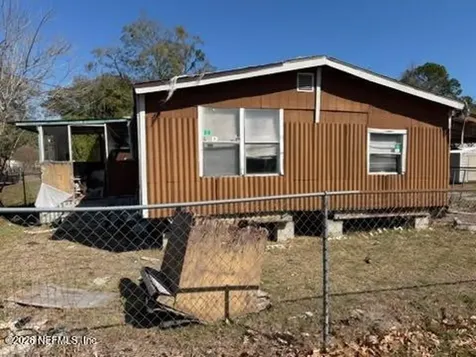 5525 Valdura Avenue Jacksonville FL 32244