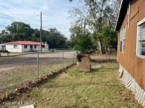 5525 Valdura Avenue Jacksonville FL 32244