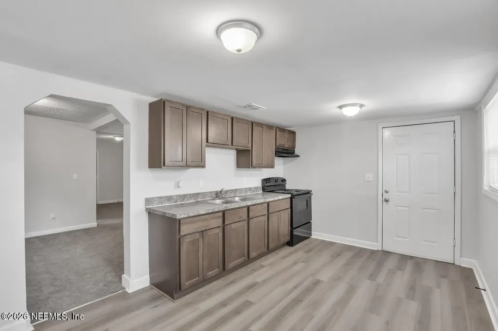 3263 Thomas Street Jacksonville FL 32254