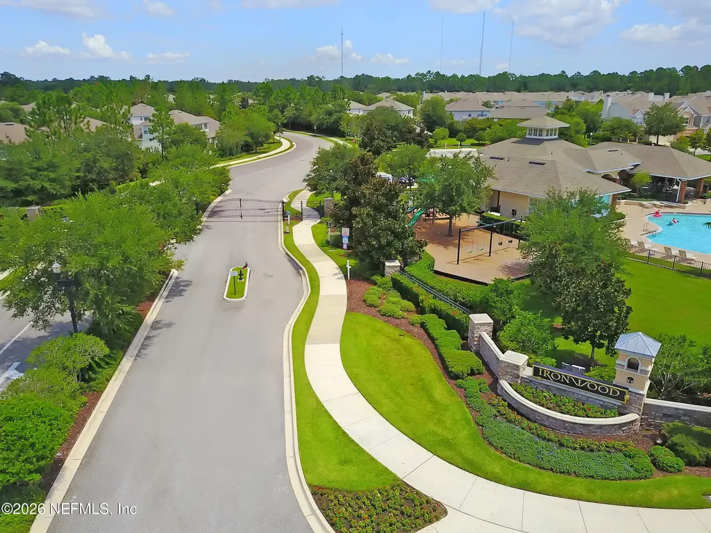 4008 Lionheart Drive Jacksonville FL 32216