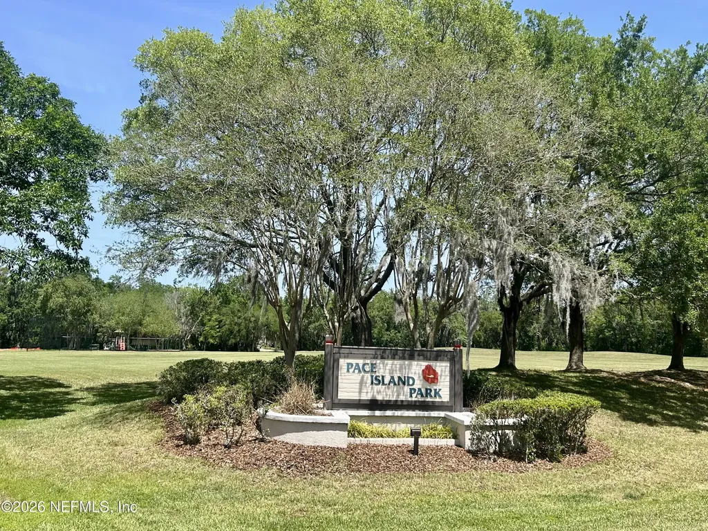 1943 Rose Mallow Lane Fleming Island FL 32003