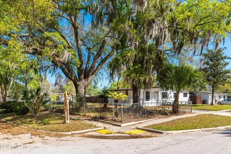 7541 Strato Road Jacksonville FL 32210