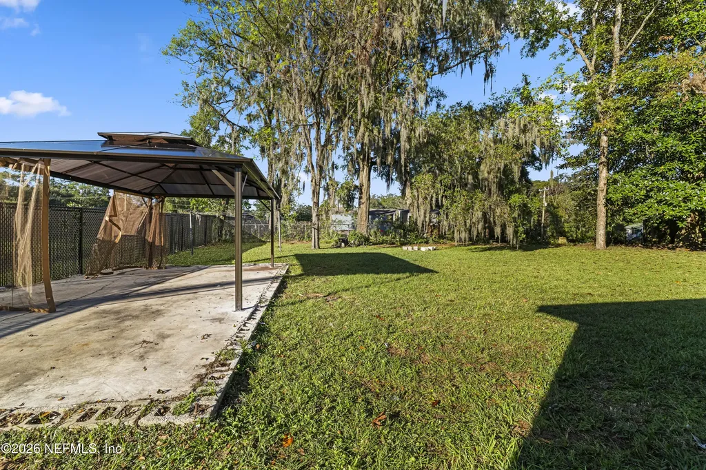 2389 Hilly Road Jacksonville FL 32208