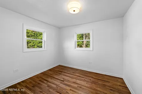 2389 Hilly Road Jacksonville FL 32208