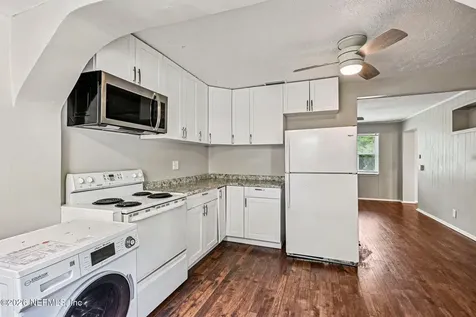 5609 Eartha Drive Jacksonville FL 32209