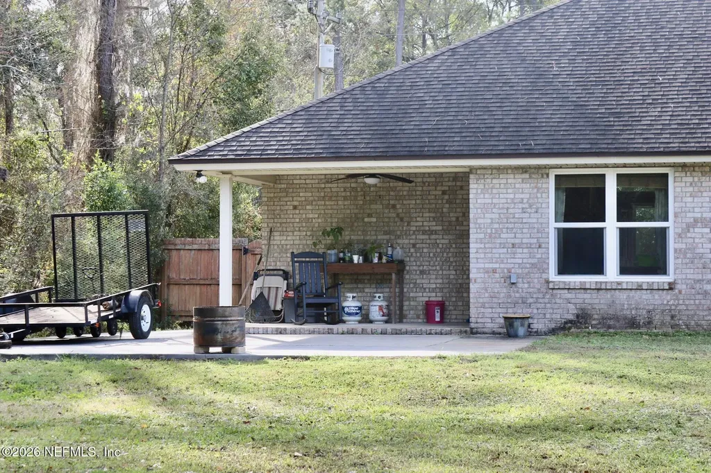 6535 Woodlawn Road Macclenny FL 32063