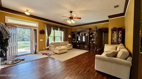 6535 Woodlawn Road Macclenny FL 32063