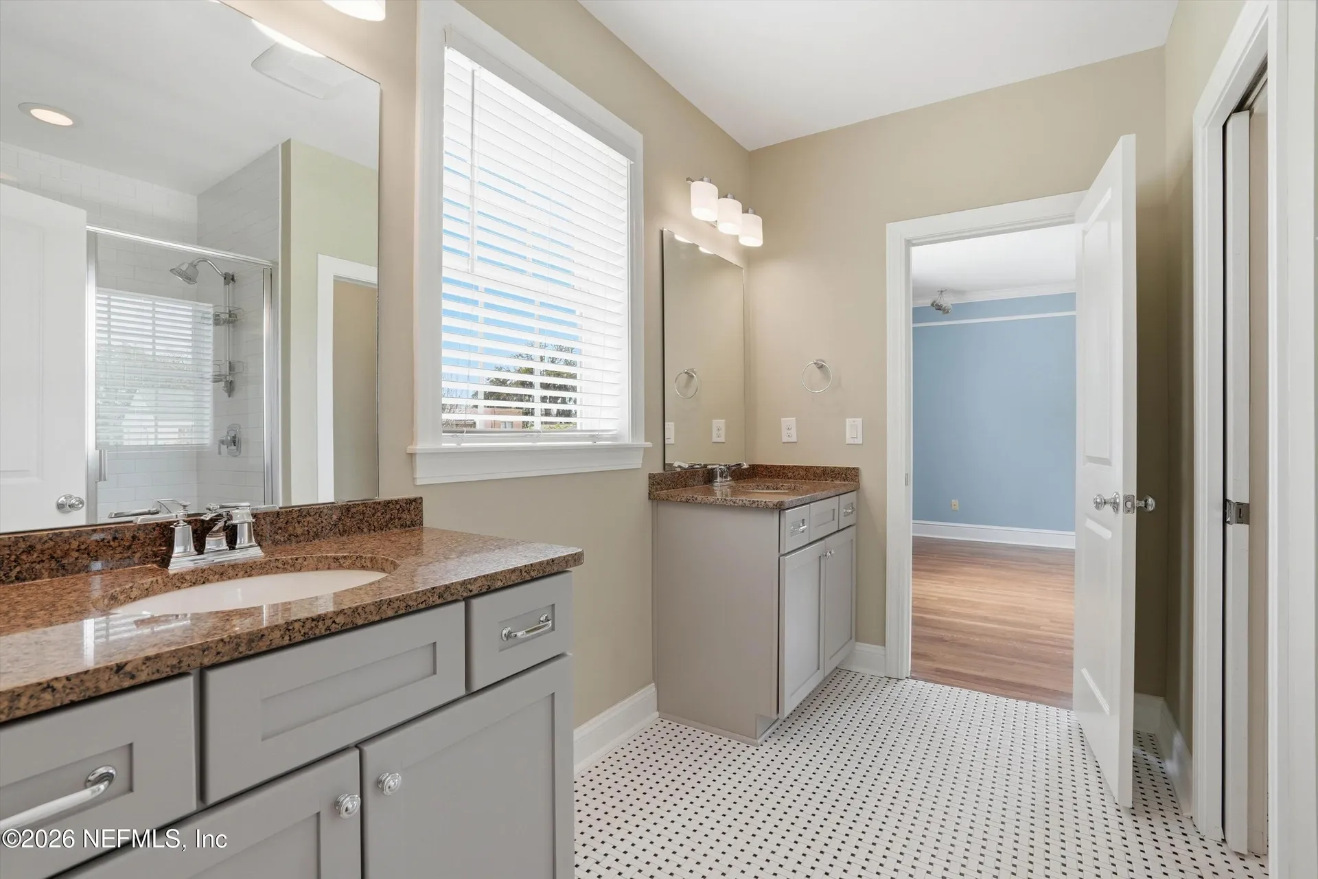 1052 Holly Lane Jacksonville FL 32207