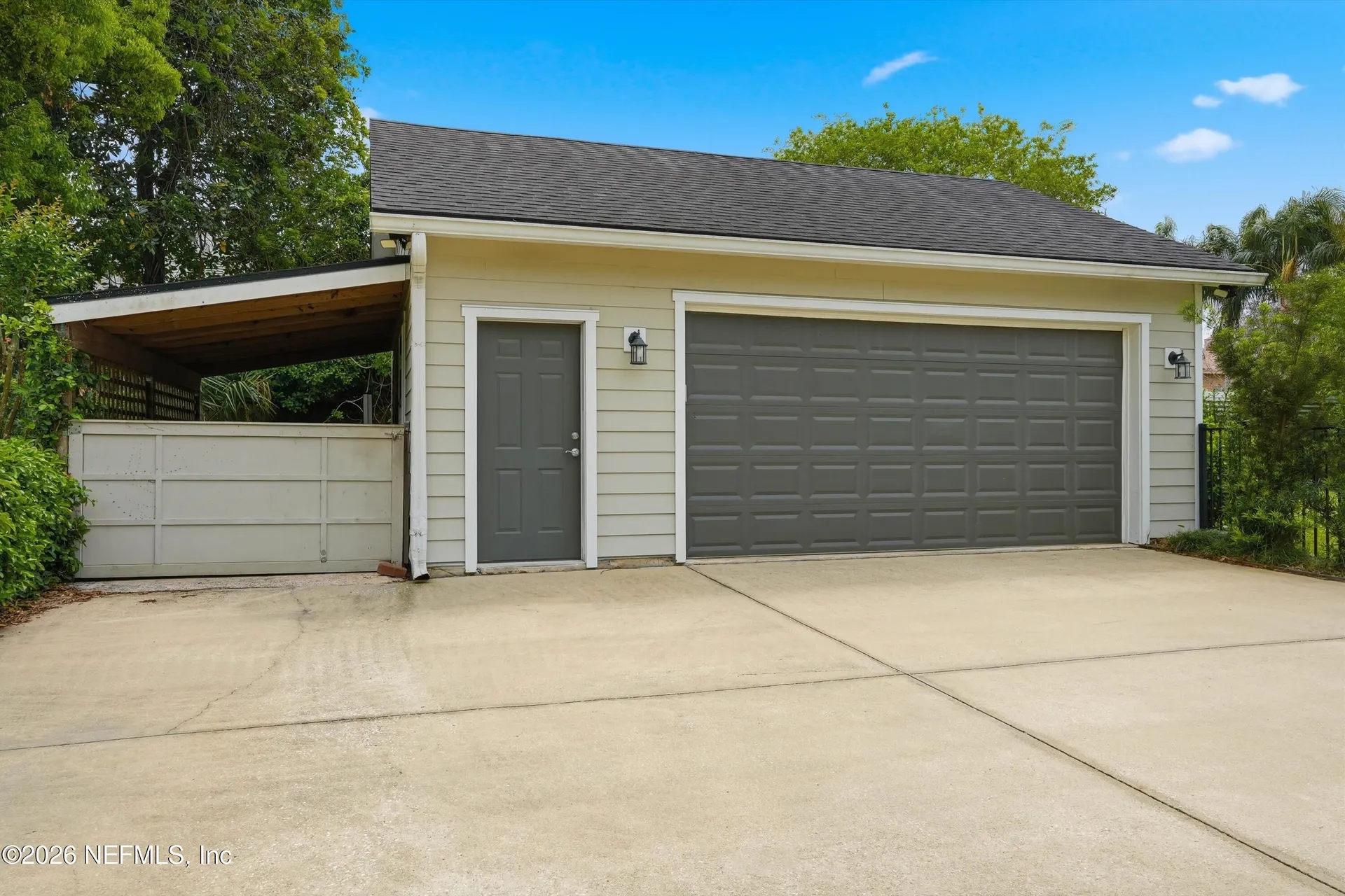 1052 Holly Lane Jacksonville FL 32207