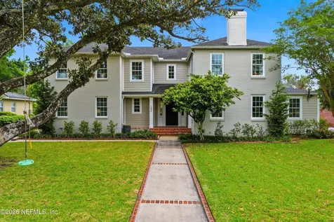 1052 Holly Lane Jacksonville FL 32207