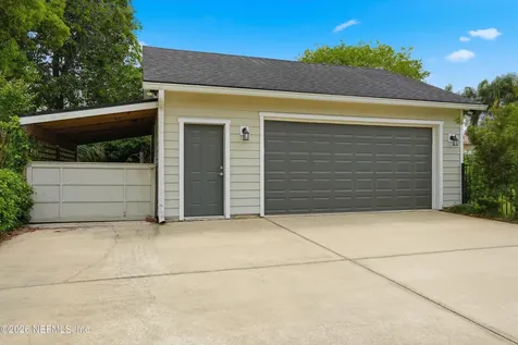 1052 Holly Lane Jacksonville FL 32207
