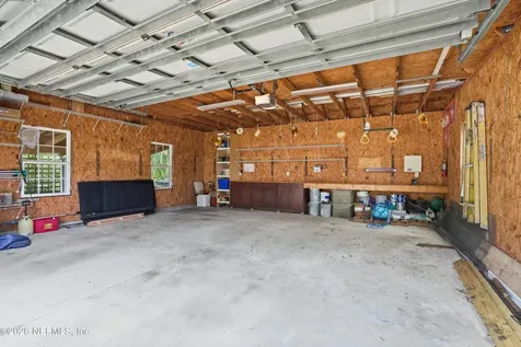 1052 Holly Lane Jacksonville FL 32207