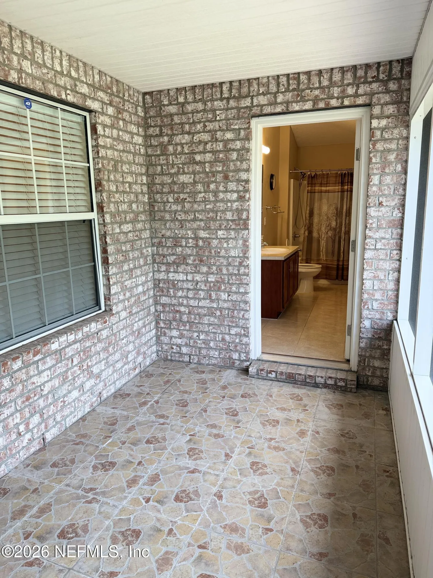 5925 Round Table Road Jacksonville FL 32254