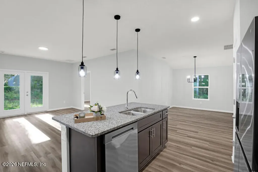 407 Rustic Road Satsuma FL 32189