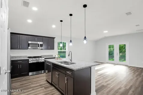 407 Rustic Road Satsuma FL 32189