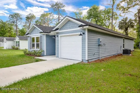 407 Rustic Road Satsuma FL 32189