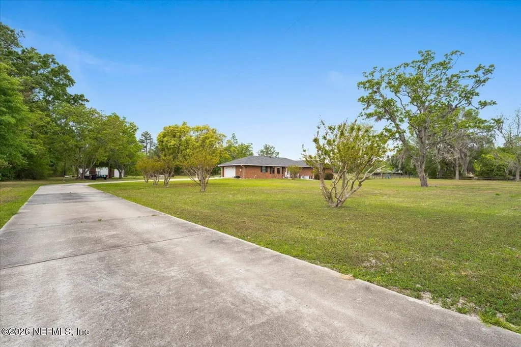 4400 South County Road 229 Glen St. Mary FL 32040