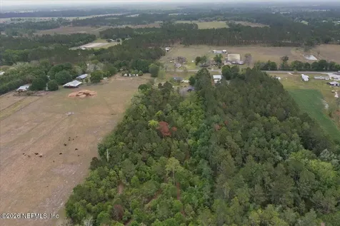 4400 South County Road 229 Glen St. Mary FL 32040