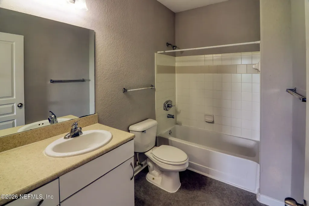 8290 Gate Parkway W Jacksonville FL 32216